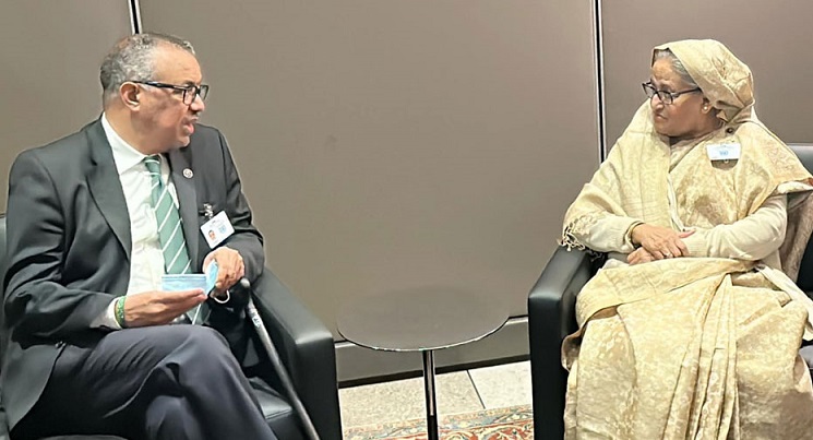 জাতিসংঘ সদর দপ্তরে প্রধানমন্ত্রীর সাথে বিশ্ব স্বাস্থ্য সংস্থার মহাপরিচালকের সাক্ষাৎ